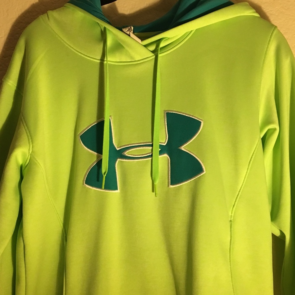 Under Armour Sweatshirt
